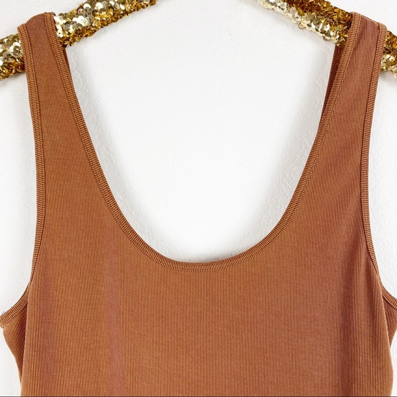 Dress Forum • Ribbed Scoop Neck Bodysuit - Picture 4 of 9